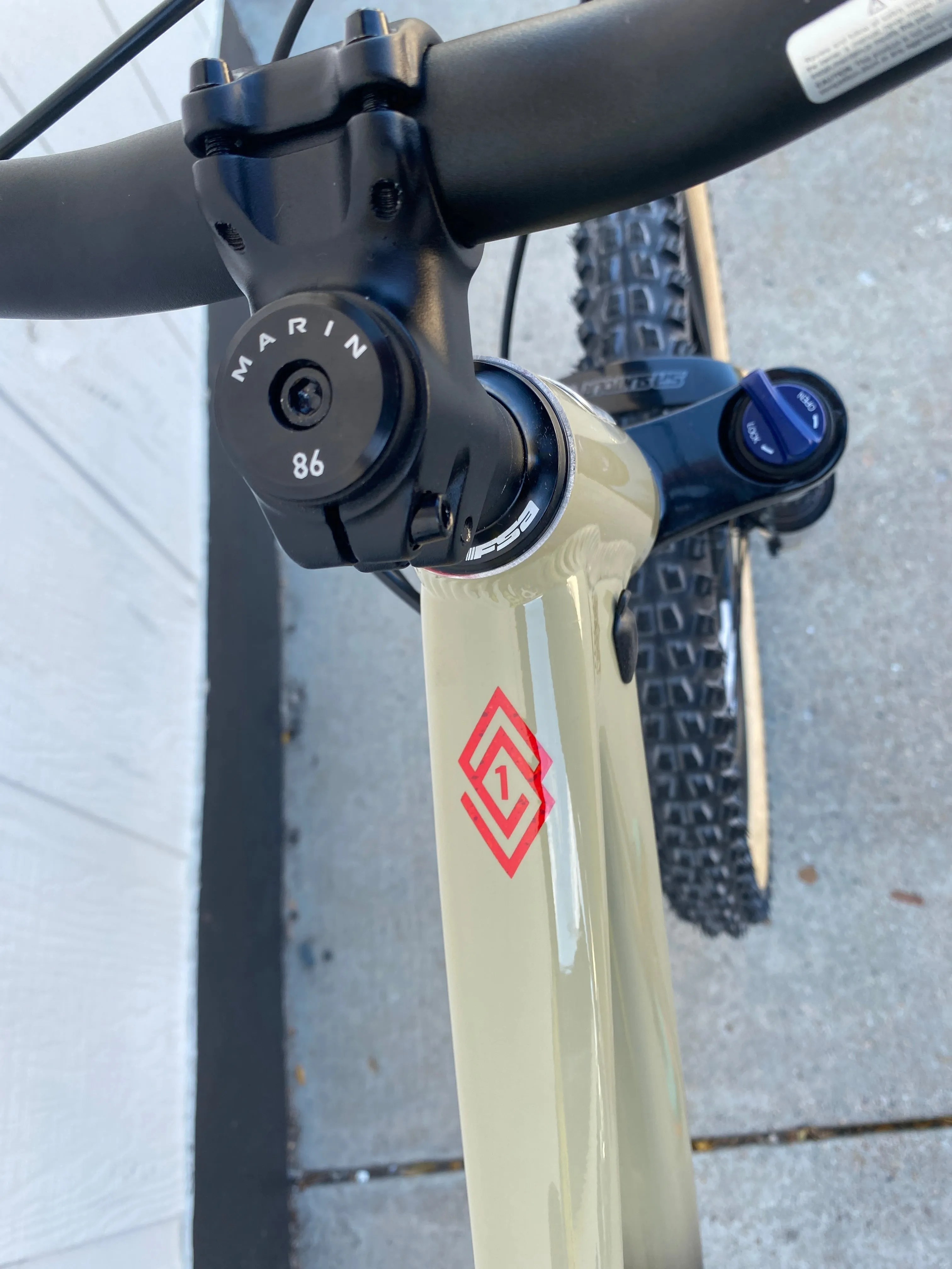 Marin San Quentin 1 Hardtail Mountain Bike, Black/Tan